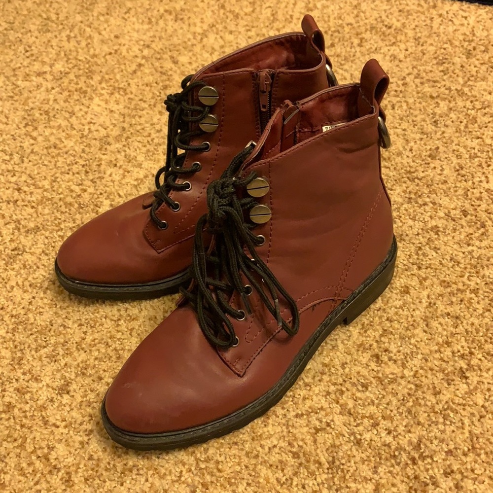Maroon boots